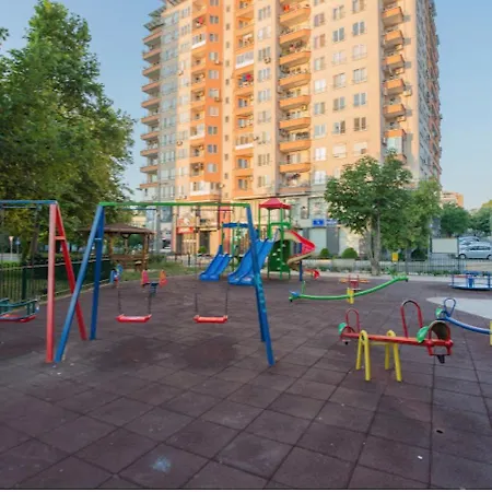 Appartement Bright For 5 Guests With Free Parking Burgas